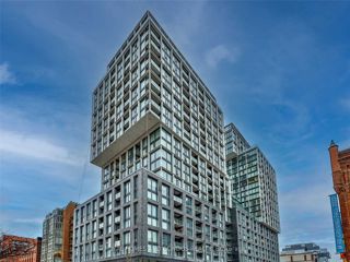 1611 - 158 Front St E