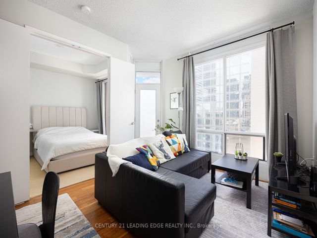 1413 - 85 Bloor St E