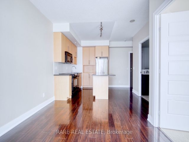 2409 - 28 Linden St