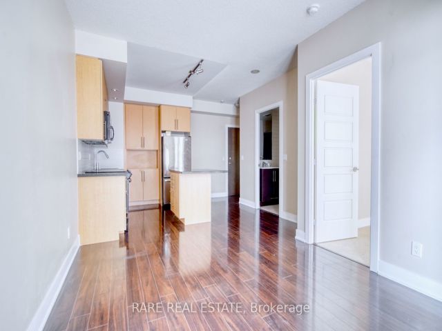 2409 - 28 Linden St
