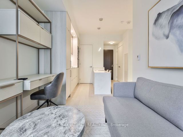 1509 - 11 Yorkville Ave