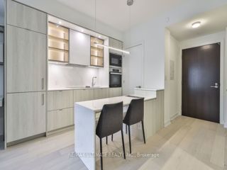 1509 - 11 Yorkville Ave