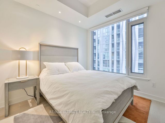 1509 - 11 Yorkville Ave