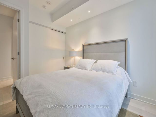 1509 - 11 Yorkville Ave
