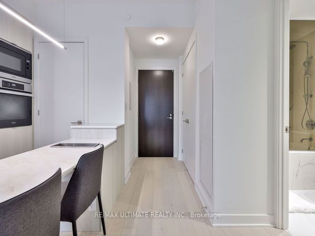 1509 - 11 Yorkville Ave
