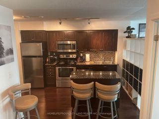 521 - 215 Fort York Blvd