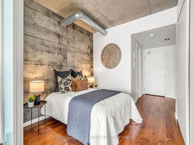 523 - 32 Trolley Cres