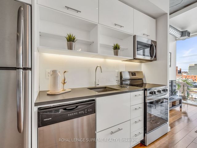 523 - 32 Trolley Cres