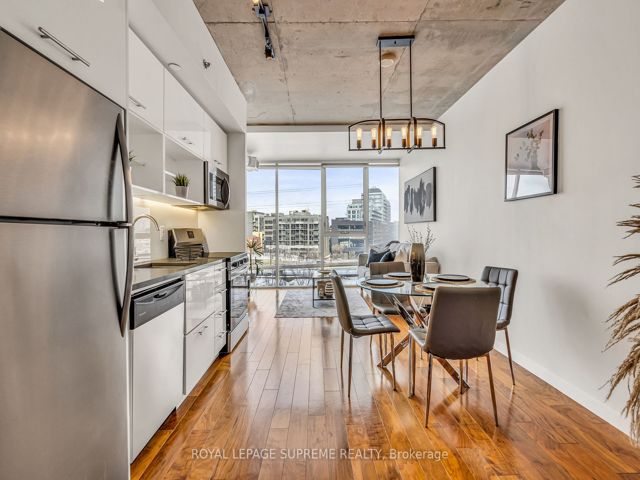 523 - 32 Trolley Cres