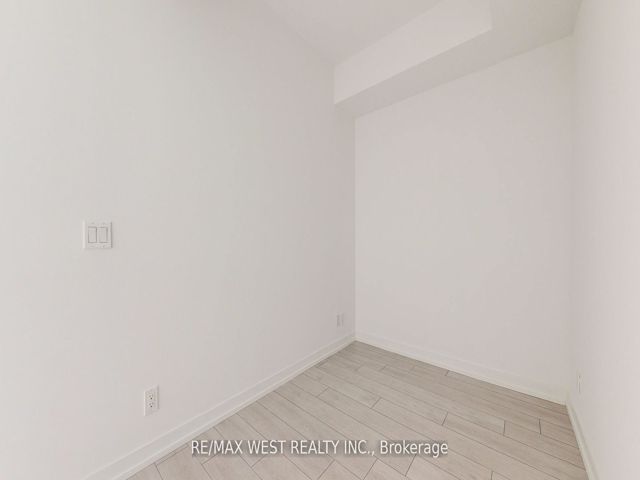 2115 - 55 Mercer St