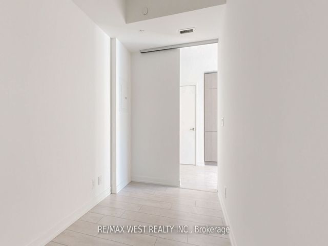 2115 - 55 Mercer St