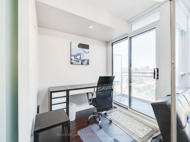1606 - 25 Capreol Crt