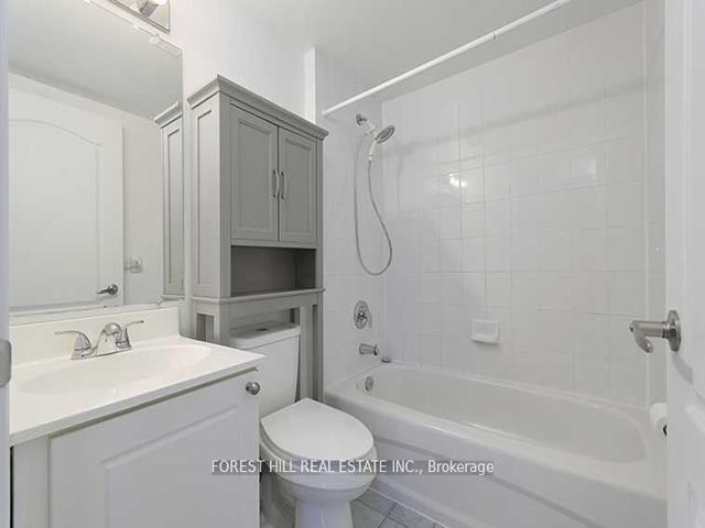 410 - 12 Sudbury St