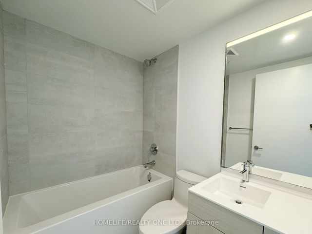 329 - 28 Eastern Ave