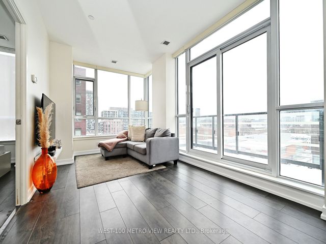 703 - 200 Sackville St