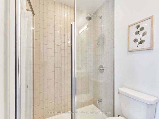 1304 - 130 River St