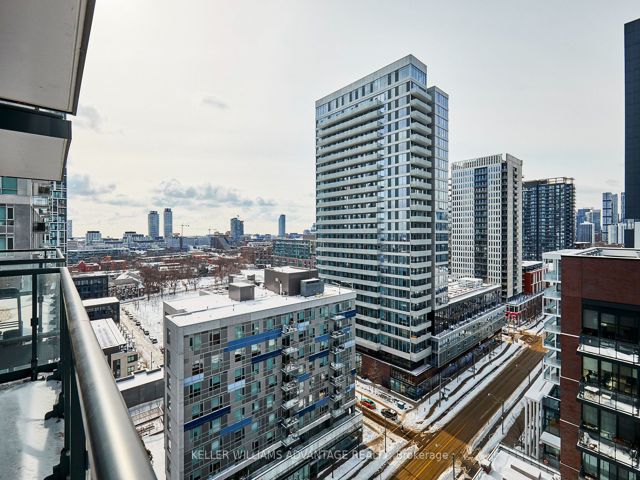 1304 - 130 River St
