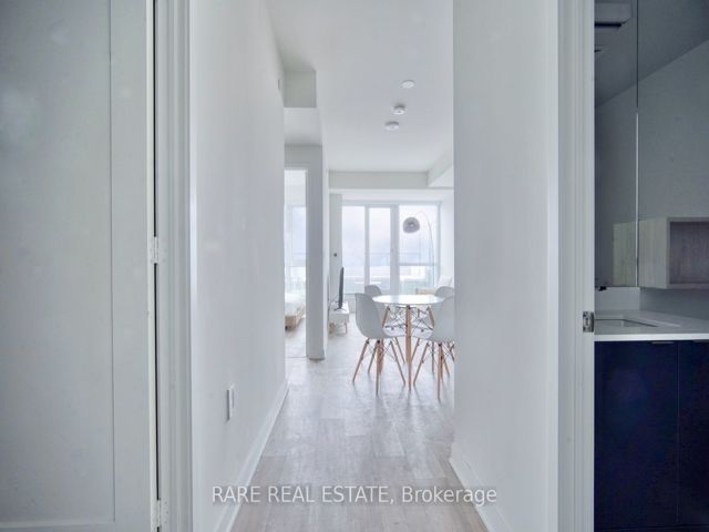 903 - 70 Princess St E