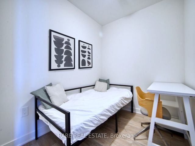 903 - 70 Princess St E