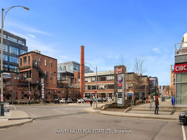 611 - 150 East Liberty St