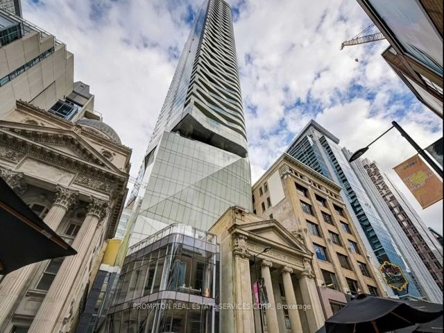 3511 - 197 Yonge St