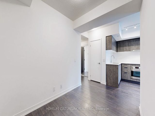 1117 - 60 Shuter St