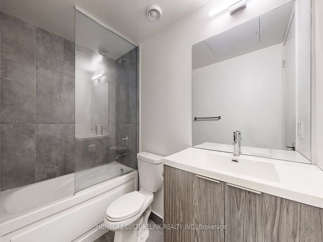 1117 - 60 Shuter St