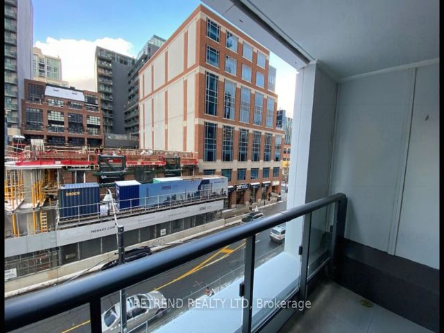 333 - 135 Lower Sherbourne St