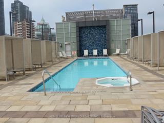 512 - 120 Homewood Ave