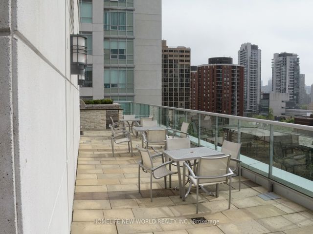 512 - 120 Homewood Ave