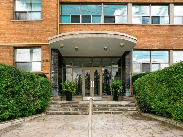 403 - 1220 Bayview Ave