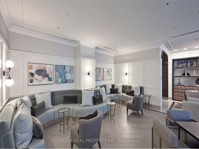 833 - 20 Inn On The Park Dr