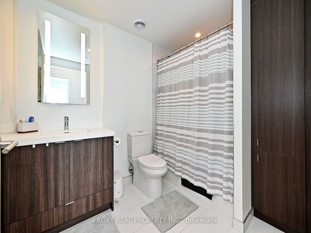 833 - 20 Inn On The Park Dr