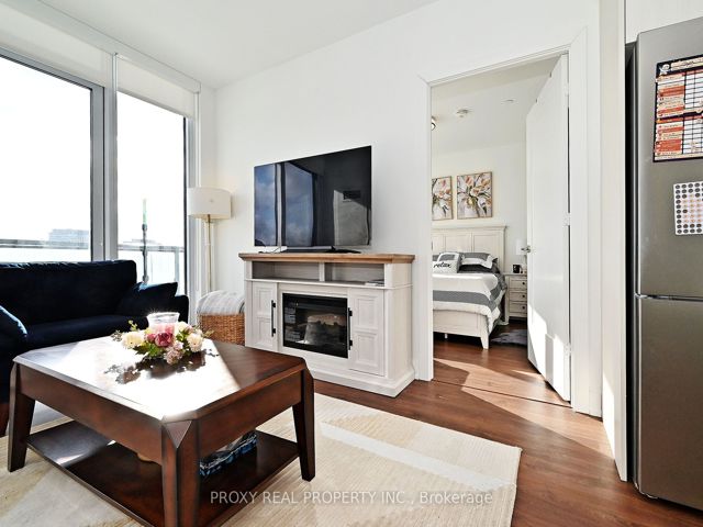 833 - 20 Inn On The Park Dr