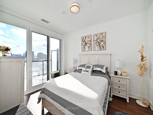 833 - 20 Inn On The Park Dr