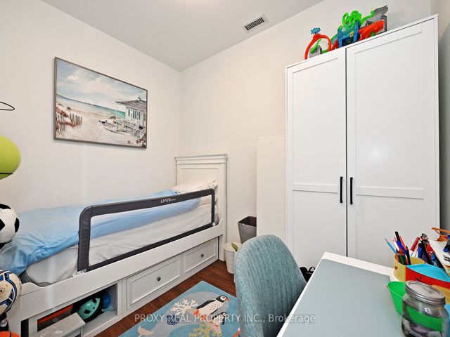 833 - 20 Inn On The Park Dr