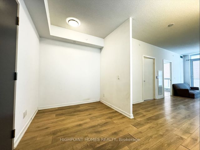 423 - 36 Forest Manor Rd