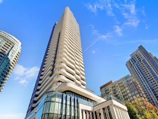 2302 - 15 Holmes Ave
