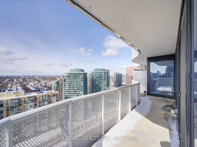 2302 - 15 Holmes Ave