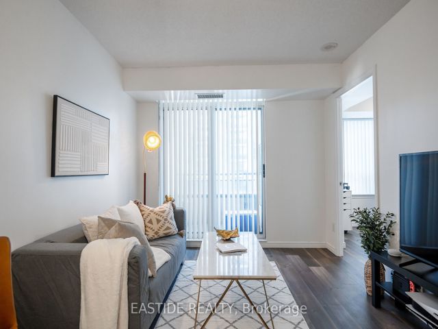 2912 - 155 Beecroft Rd