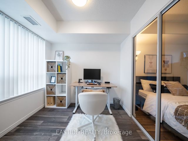 2912 - 155 Beecroft Rd