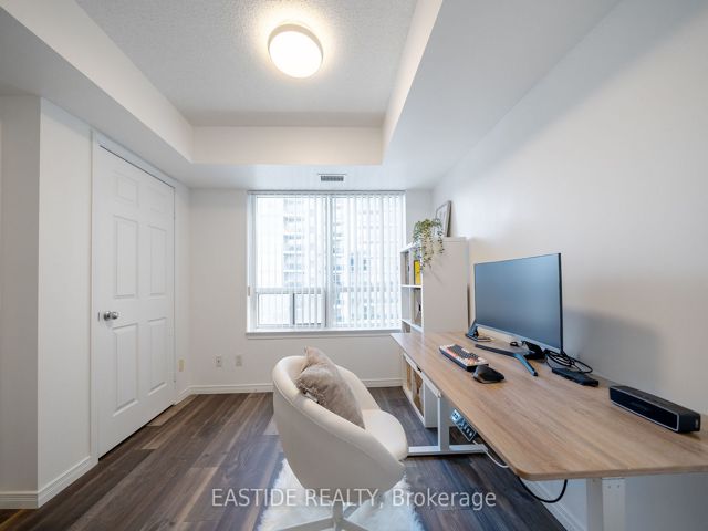 2912 - 155 Beecroft Rd