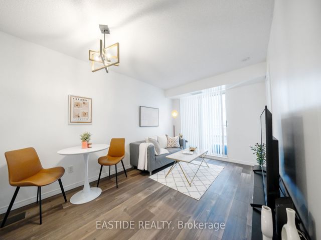 2912 - 155 Beecroft Rd