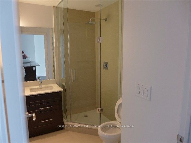 210 - 21 Clairtrell Rd
