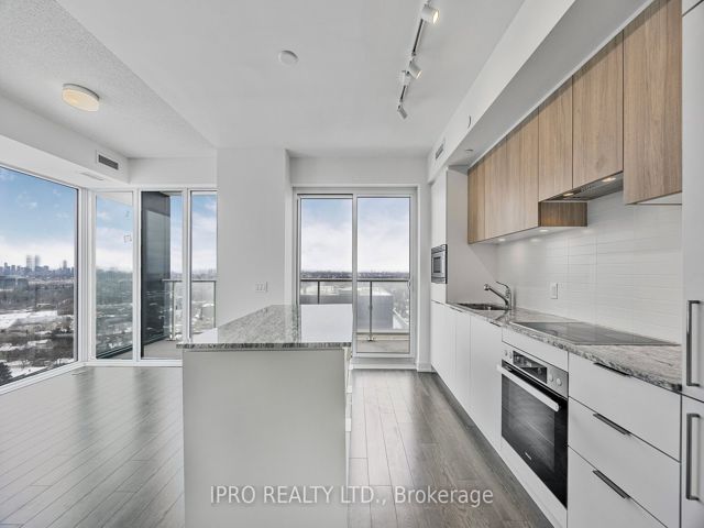 1811 - 50 O'neill Rd