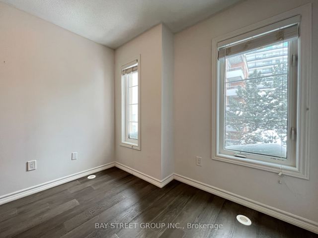 23 - 39 Drewry Ave