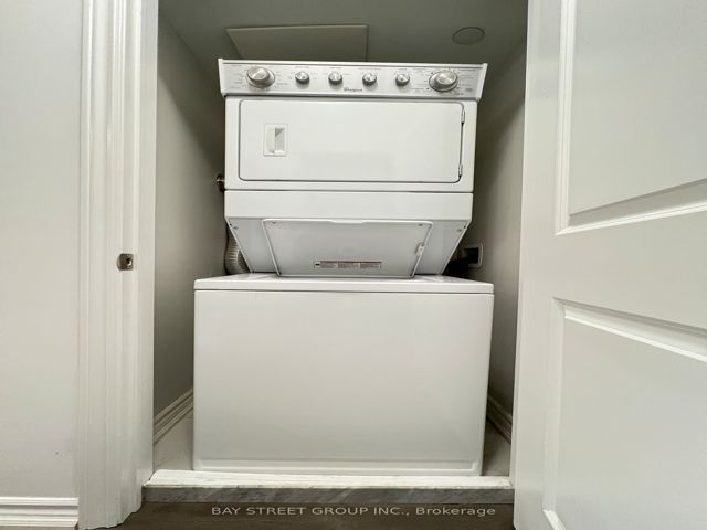 23 - 39 Drewry Ave