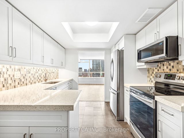 1106 - 130 Carlton St