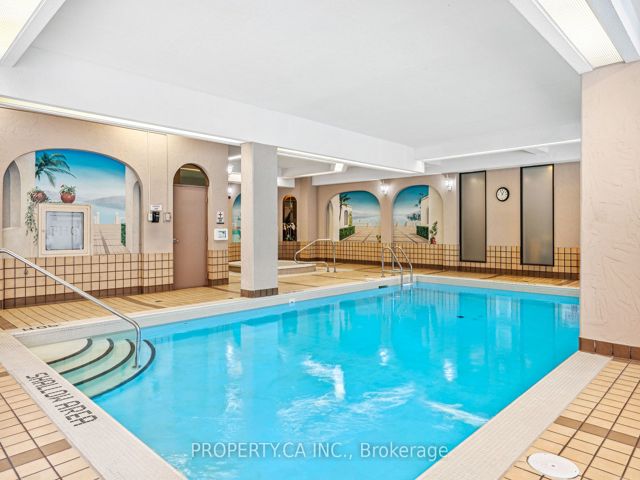 1106 - 130 Carlton St