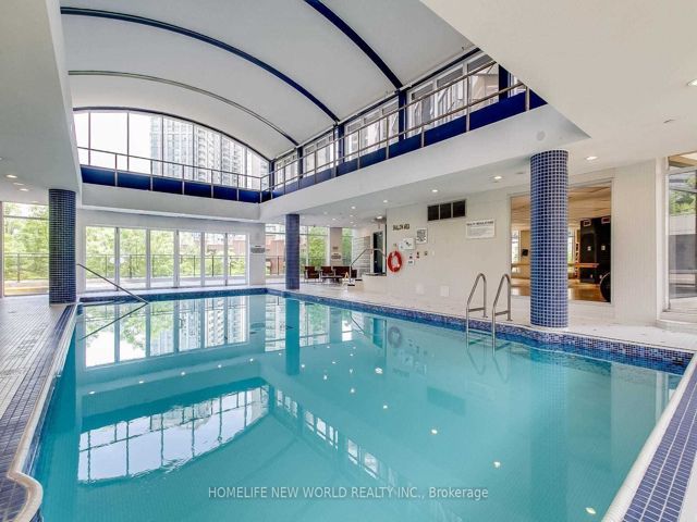 709 - 33 Sheppard Ave E